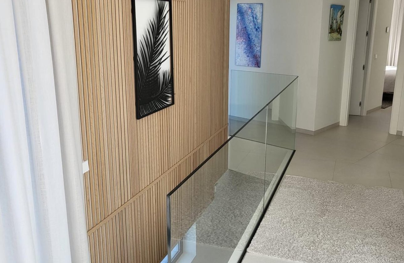 Reventa - Villa -
Orihuela - Las Colinas Golf