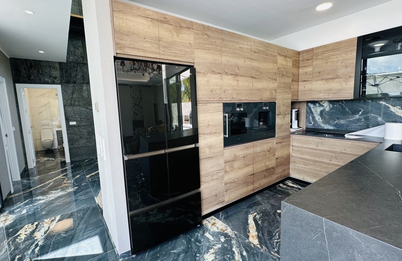 Reventa - Villa -
Orihuela - Las Colinas Golf