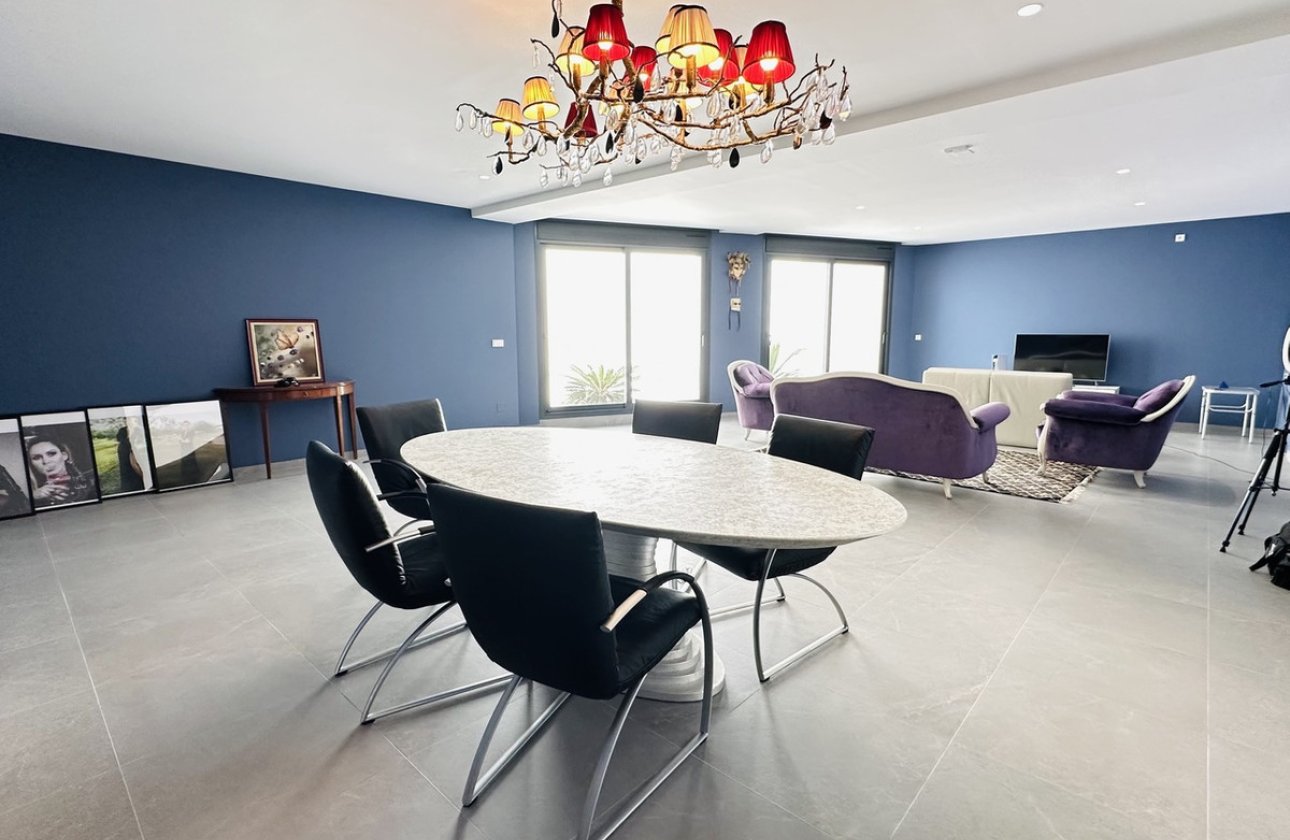 Reventa - Villa -
Orihuela - Las Colinas Golf