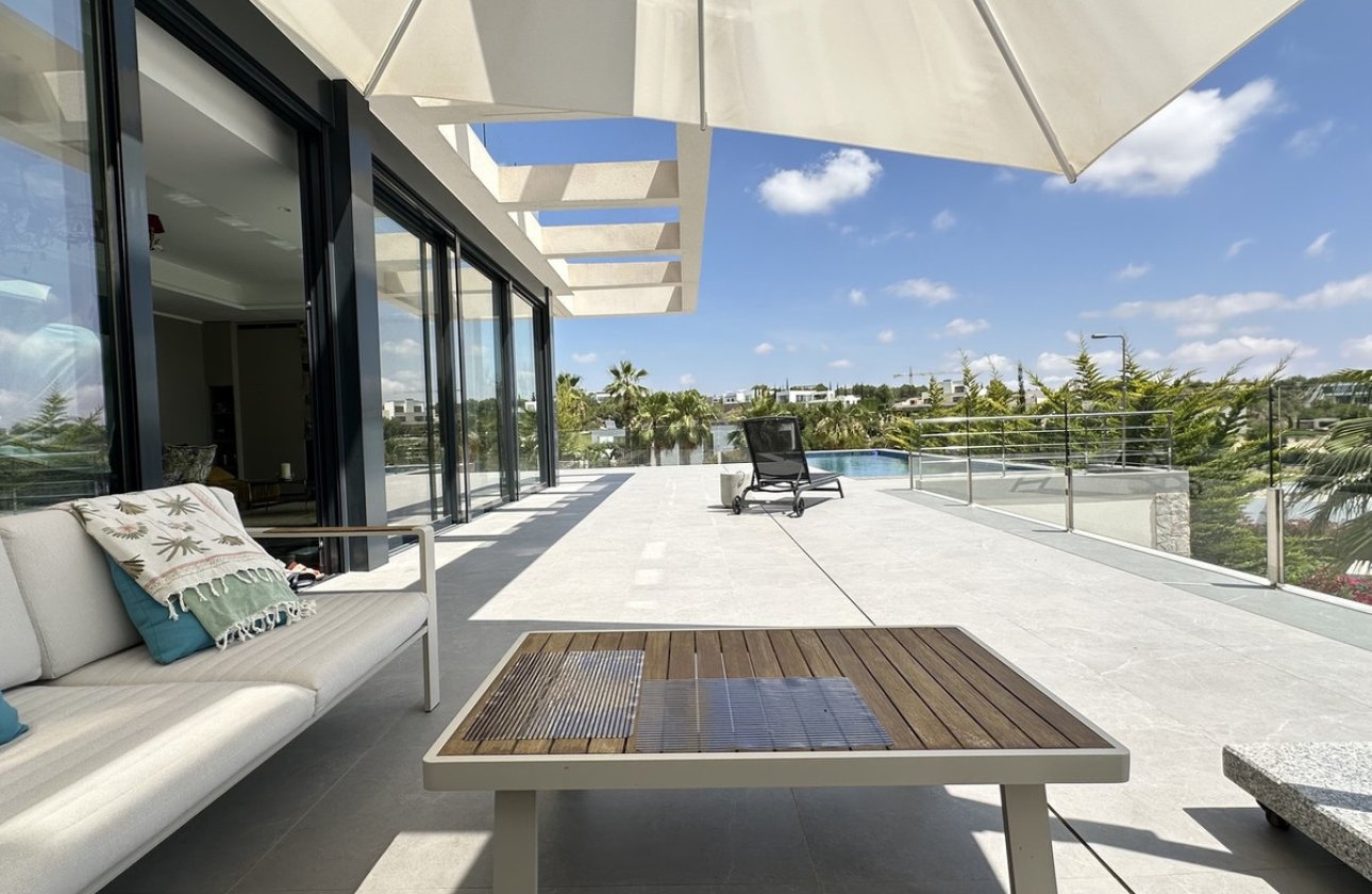 Reventa - Villa -
Orihuela - Las Colinas Golf