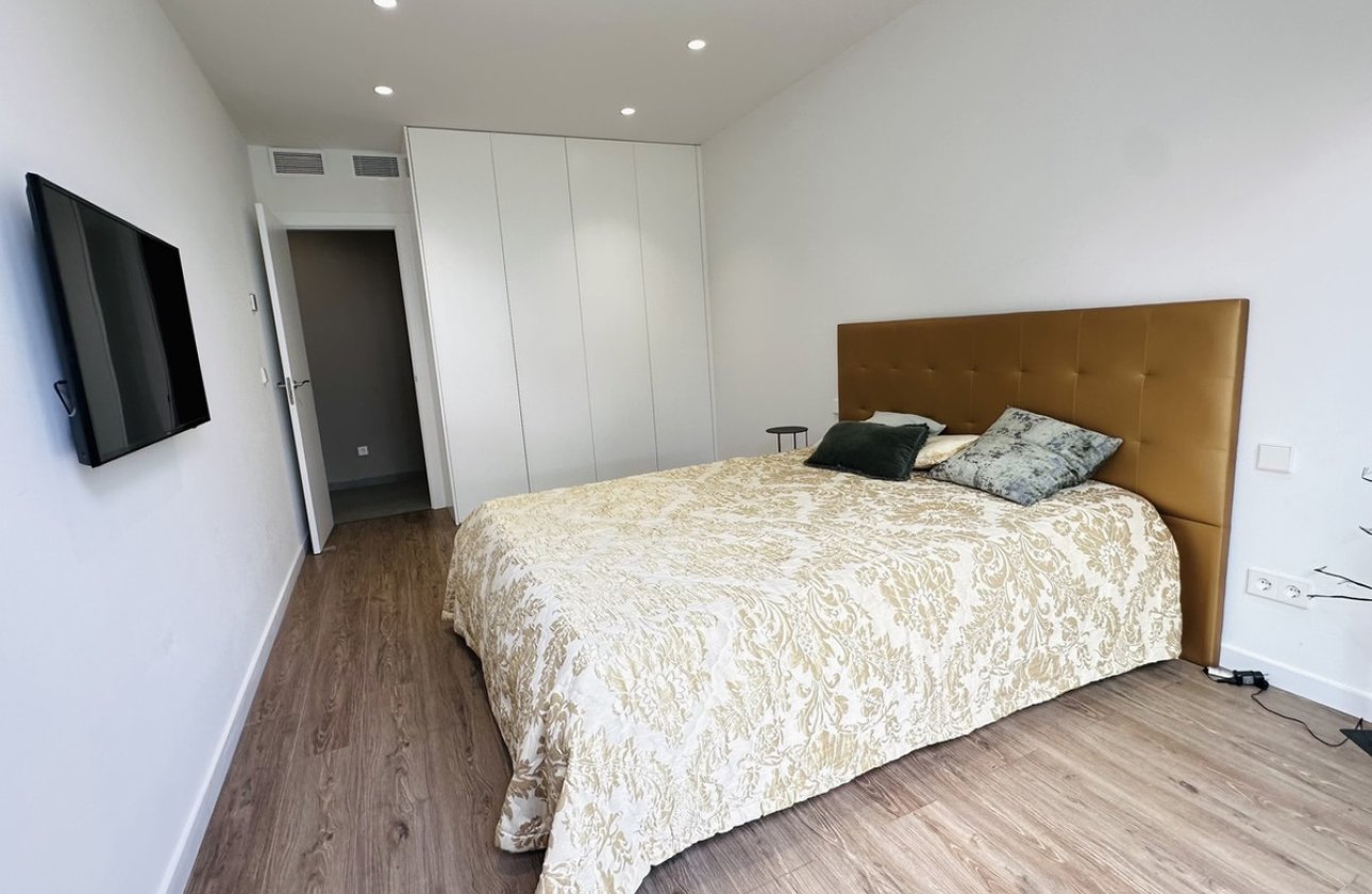 Reventa - Villa -
Orihuela - Las Colinas Golf