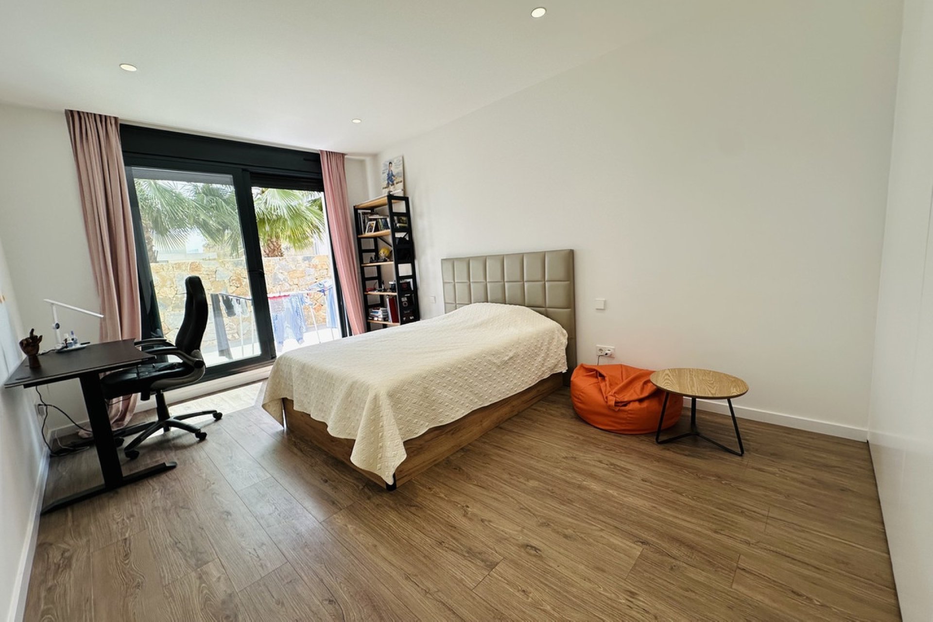 Reventa - Villa -
Orihuela - Las Colinas Golf