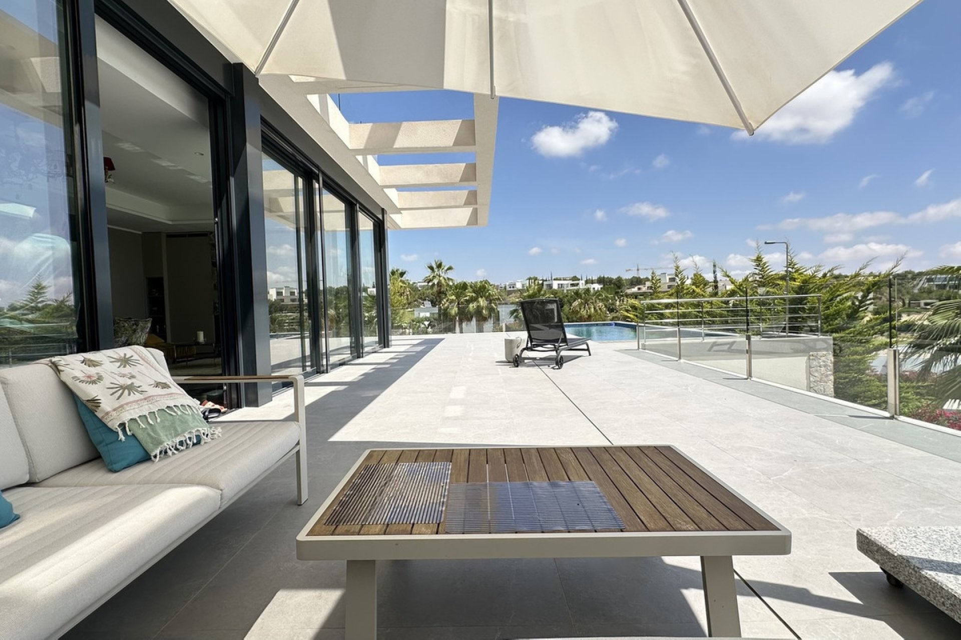 Reventa - Villa -
Orihuela - Las Colinas Golf