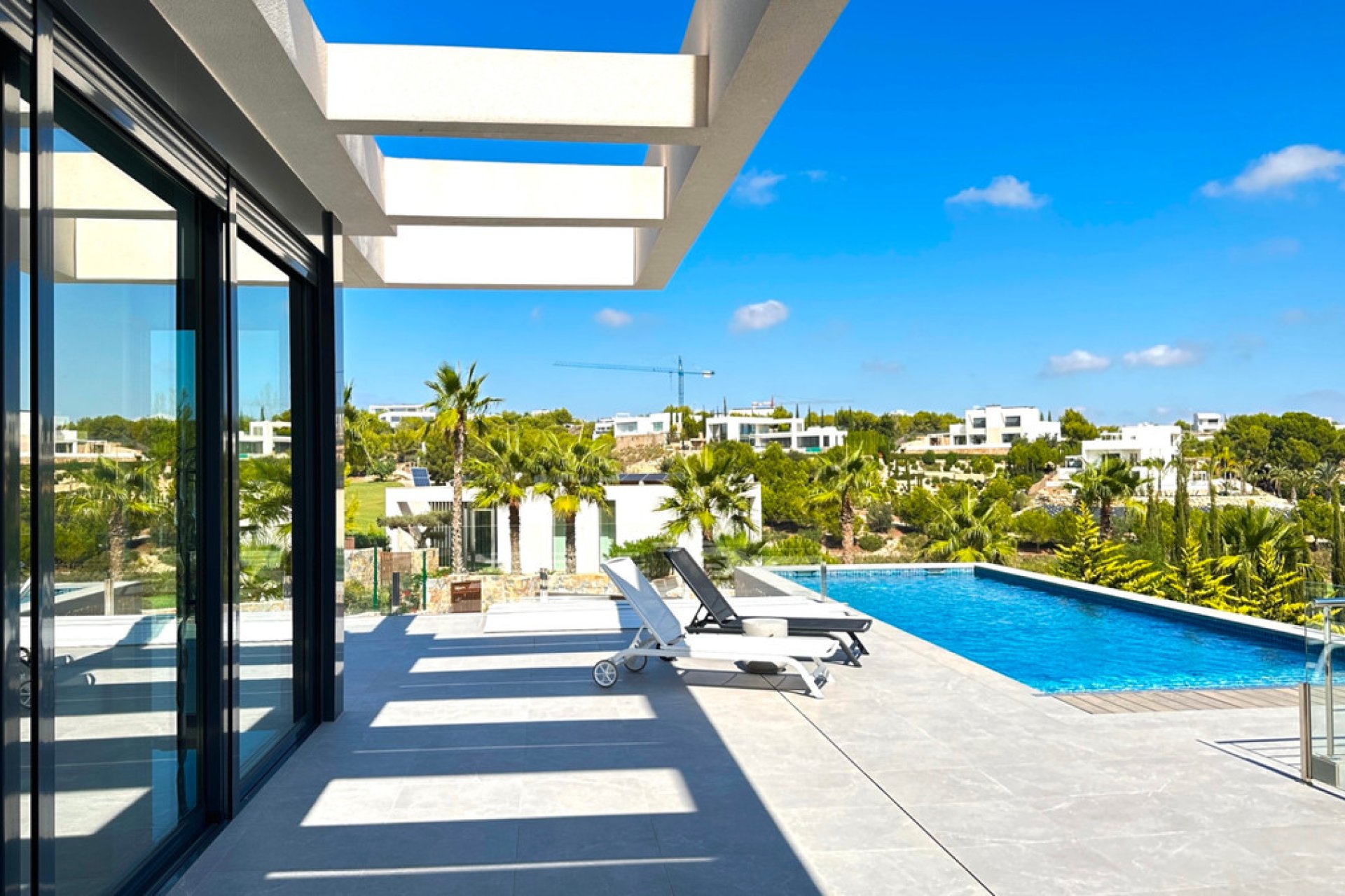 Reventa - Villa -
Orihuela - Las Colinas Golf