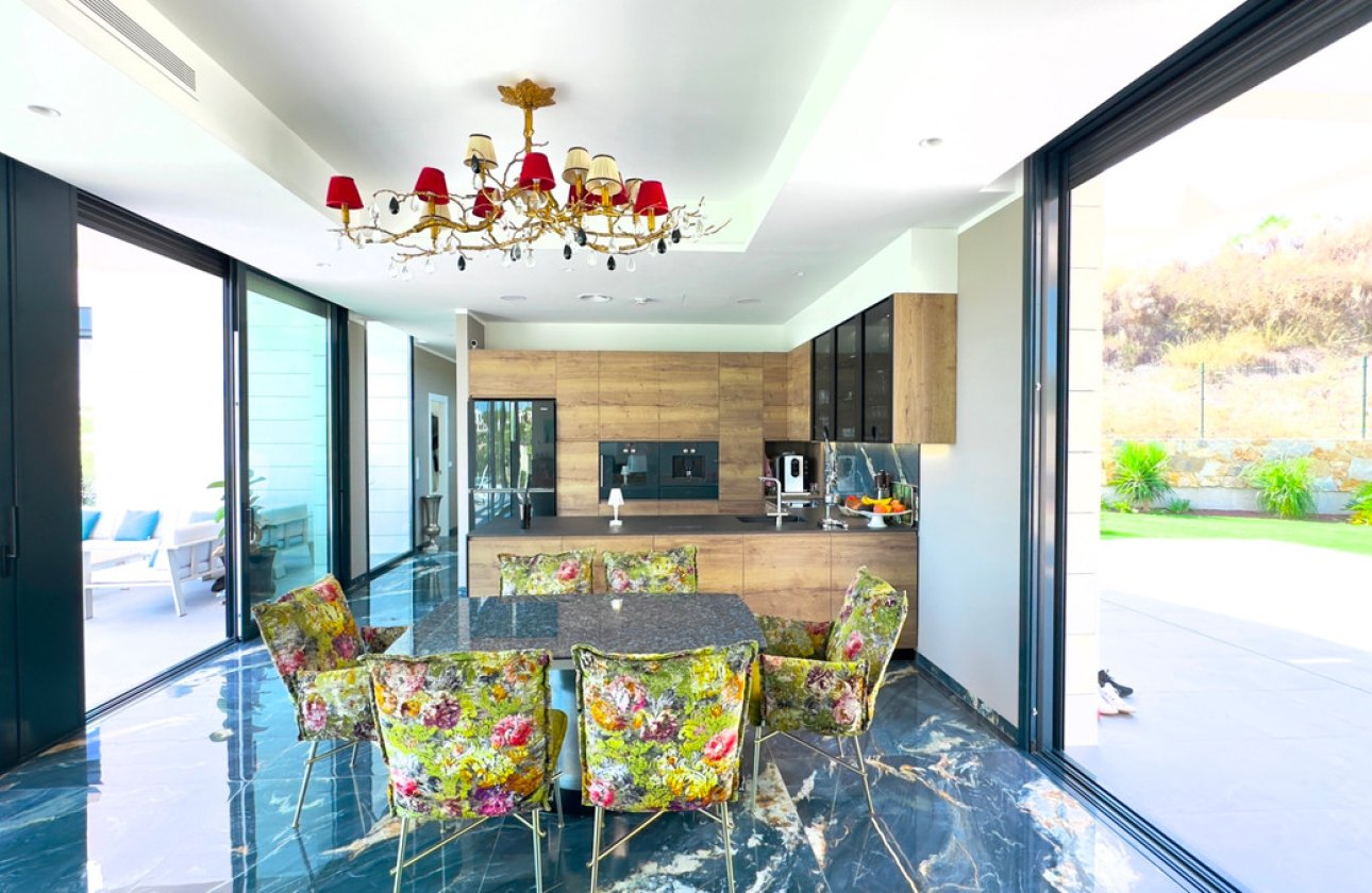 Reventa - Villa -
Orihuela - Las Colinas Golf