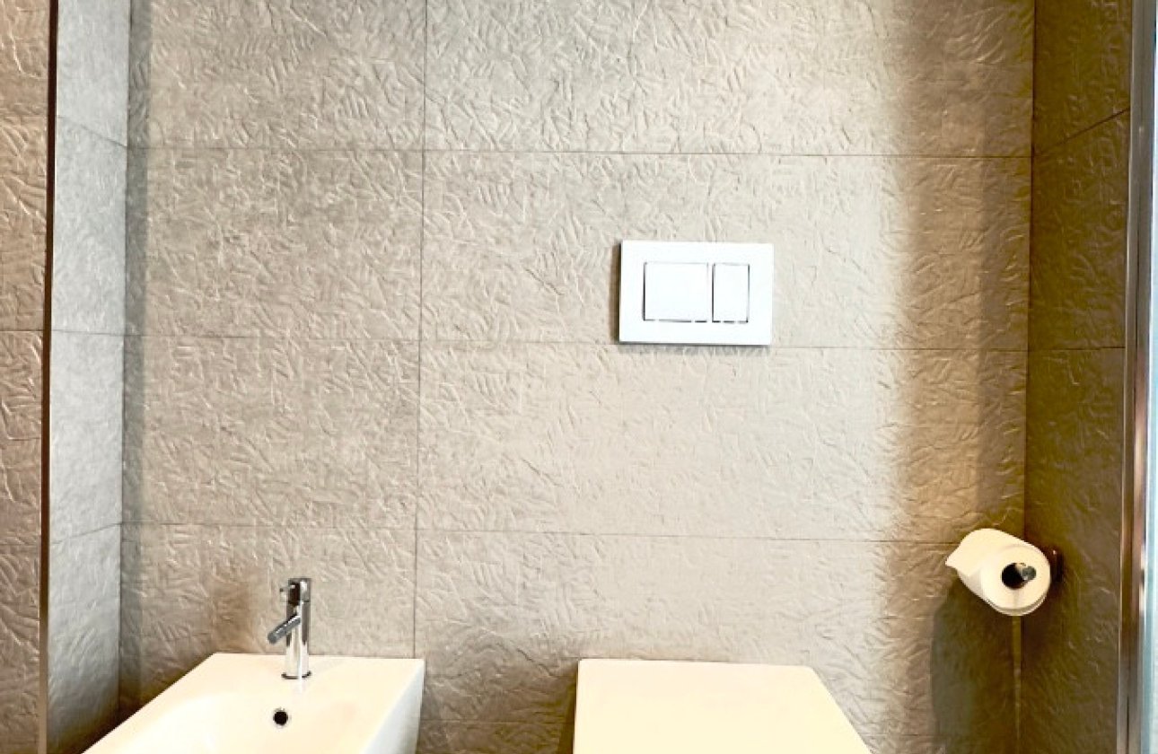 Reventa - Villa -
Orihuela - Las Colinas Golf