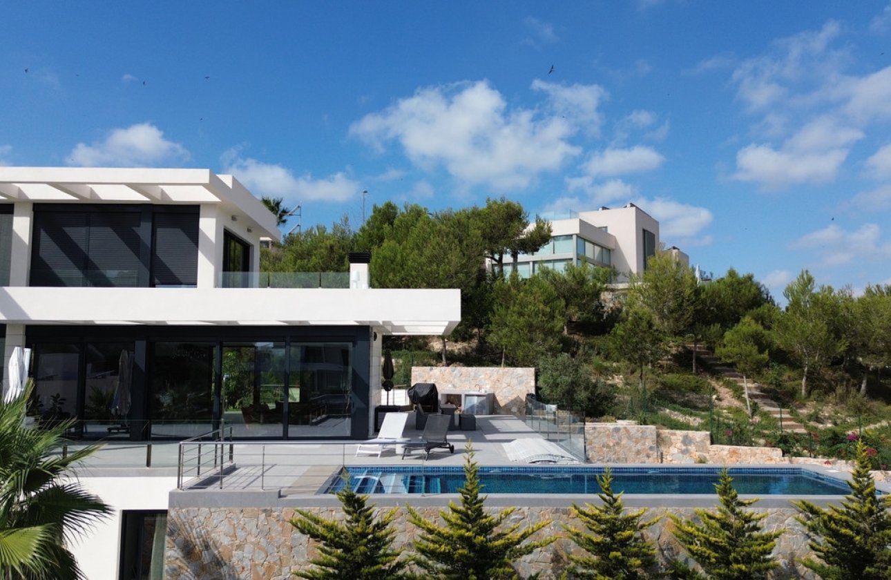 Reventa - Villa -
Orihuela - Las Colinas Golf