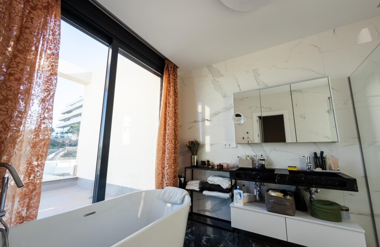 Reventa - Villa -
Orihuela - Las Colinas Golf