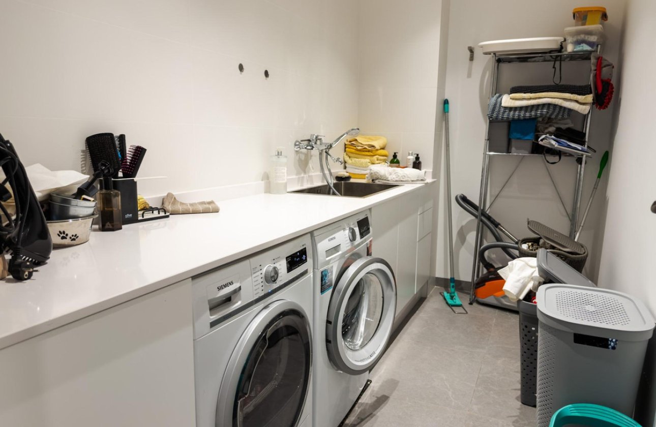 Reventa - Villa -
Orihuela - Las Colinas Golf