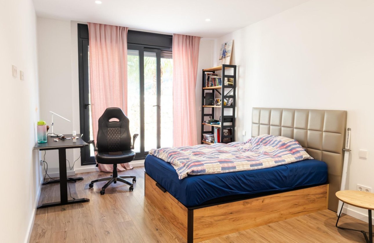 Reventa - Villa -
Orihuela - Las Colinas Golf