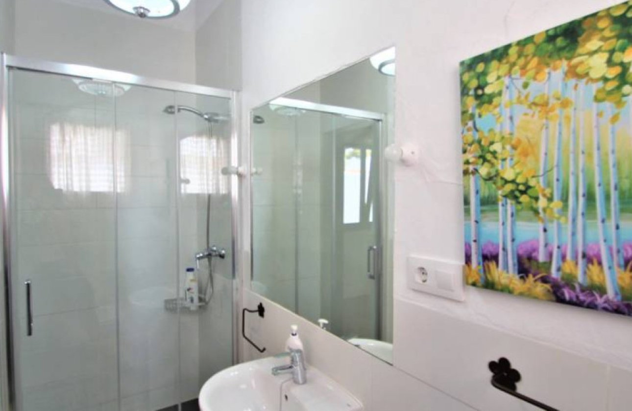 Reventa - Villa -
Orihuela - Lomas de Cabo Roig