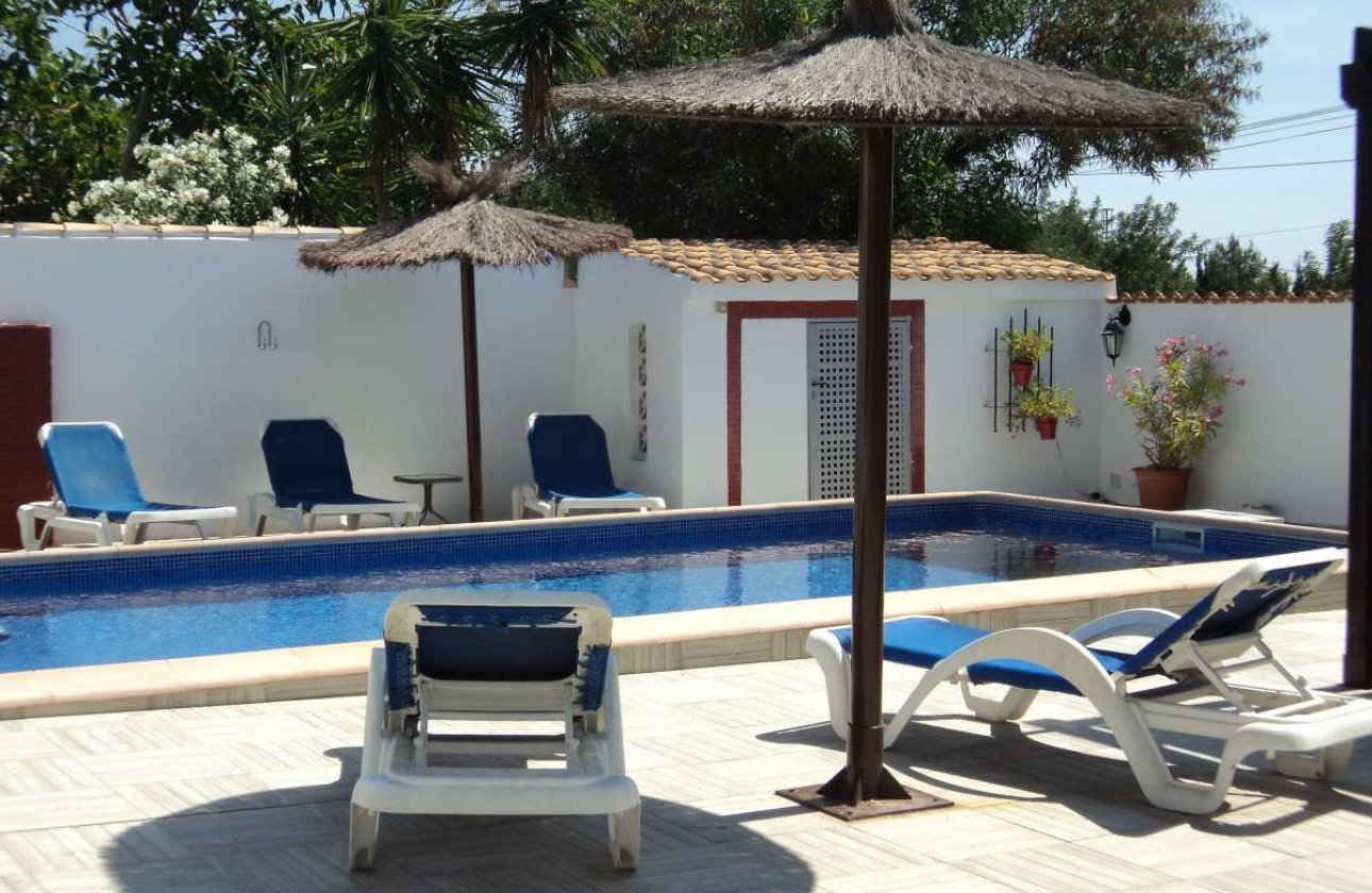 Reventa - Villa -
Orihuela - Lomas de Cabo Roig