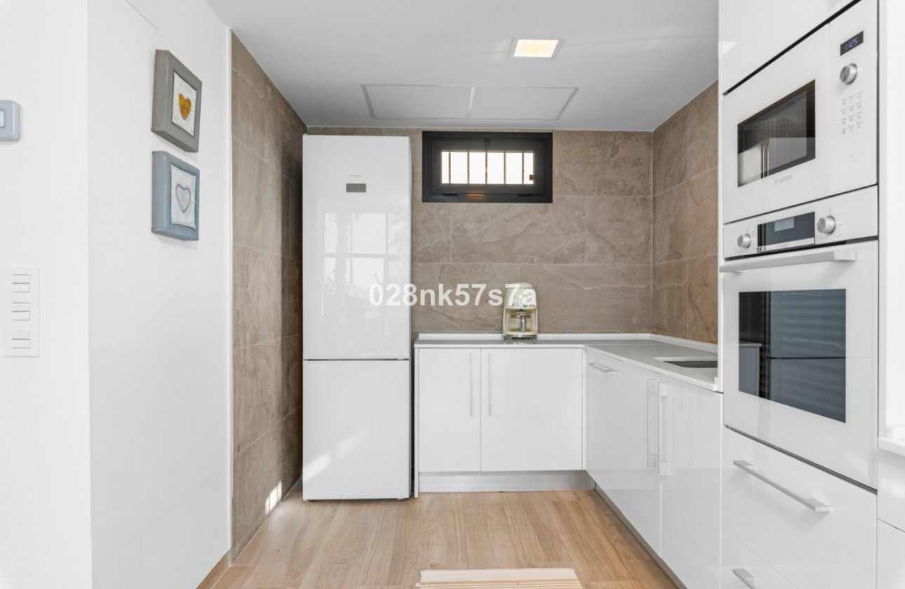 Reventa - Villa -
Orihuela - Lomas de Cabo Roig