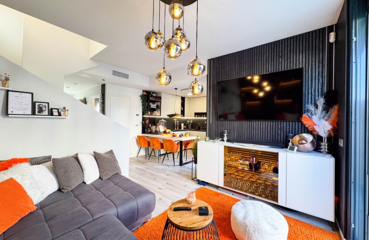 Reventa - Villa -
Orihuela - Los Altos