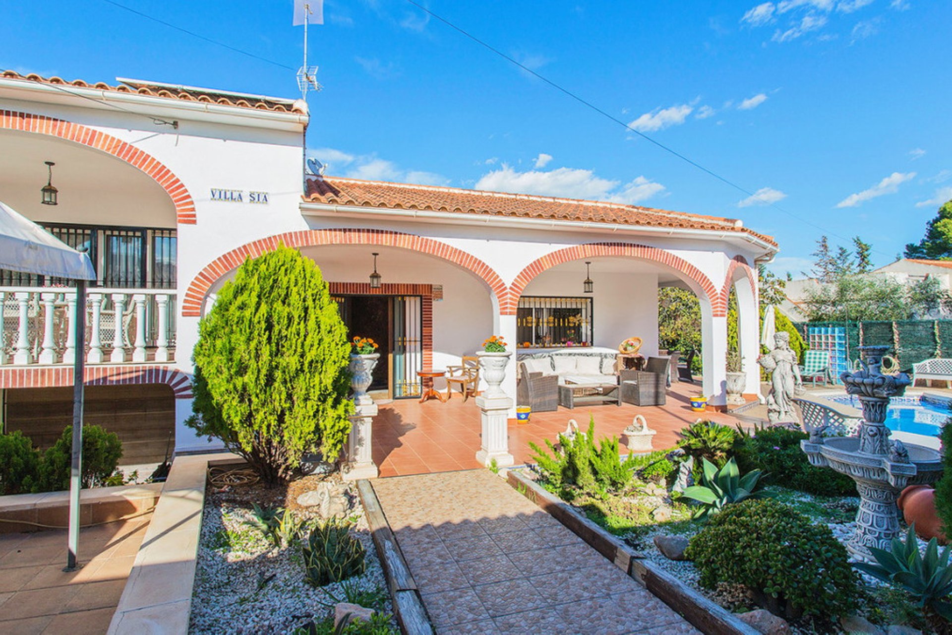 Reventa - Villa -
Orihuela - Los Balcones