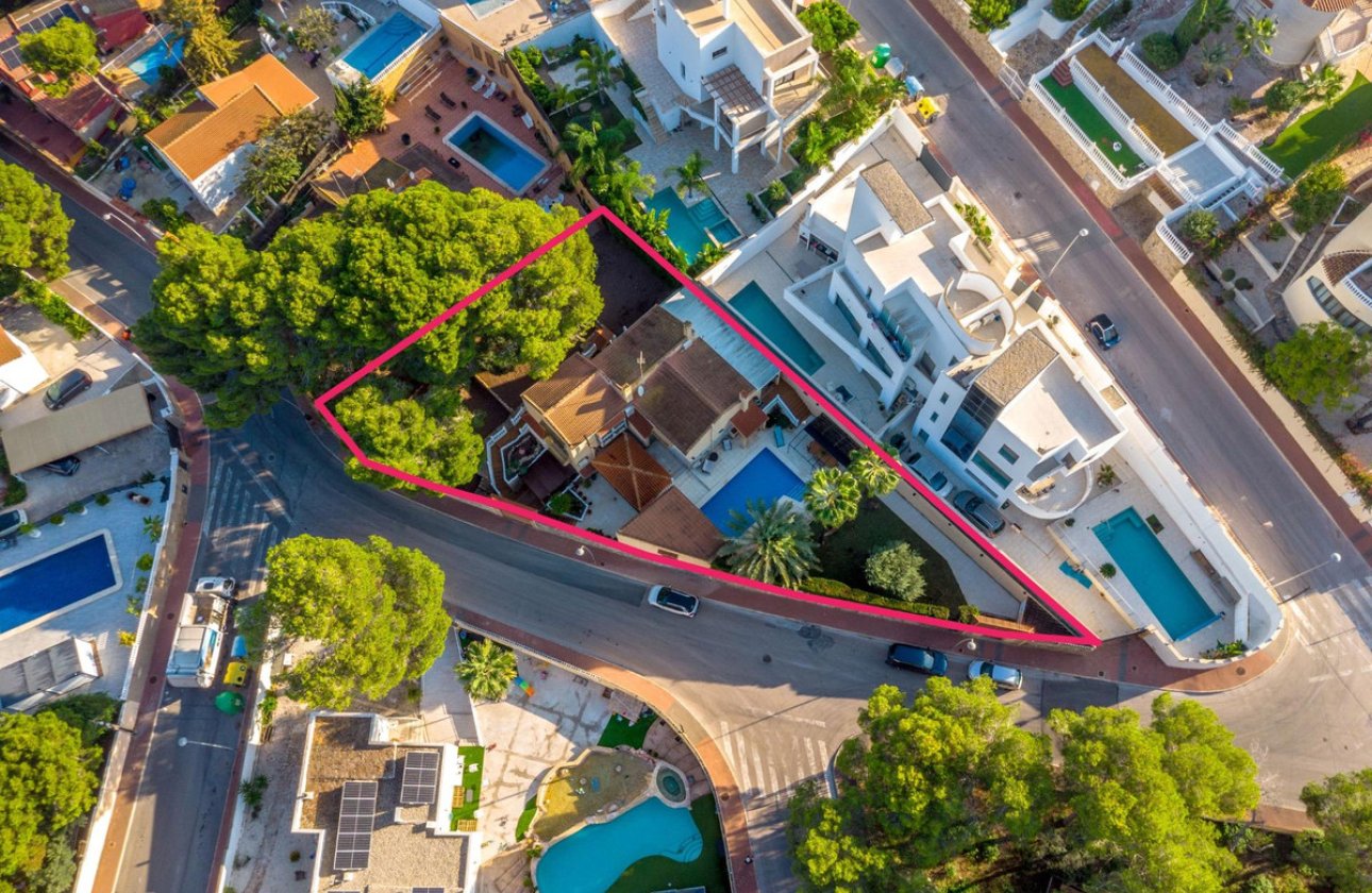 Reventa - Villa -
Orihuela - Los Balcones