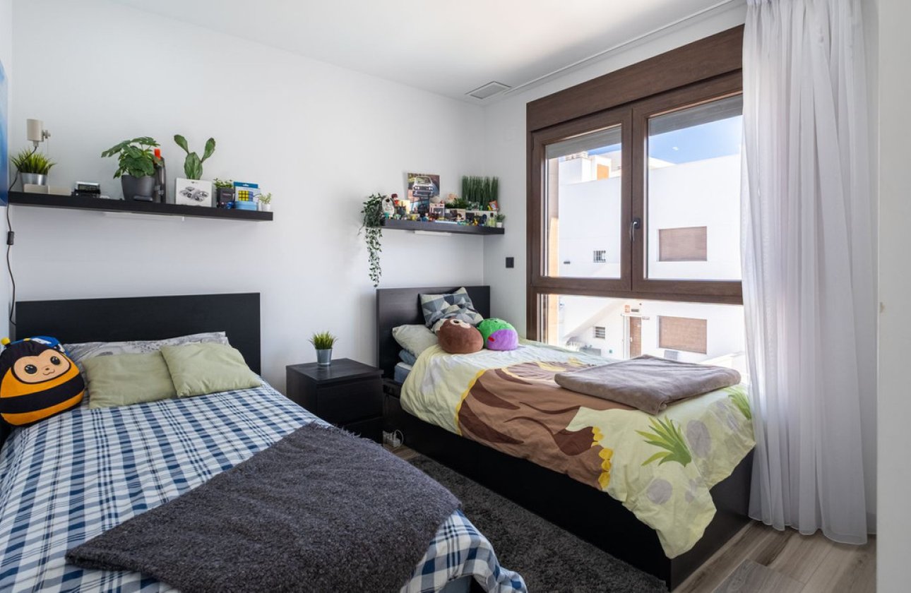 Reventa - Villa -
Orihuela - Los Balcones