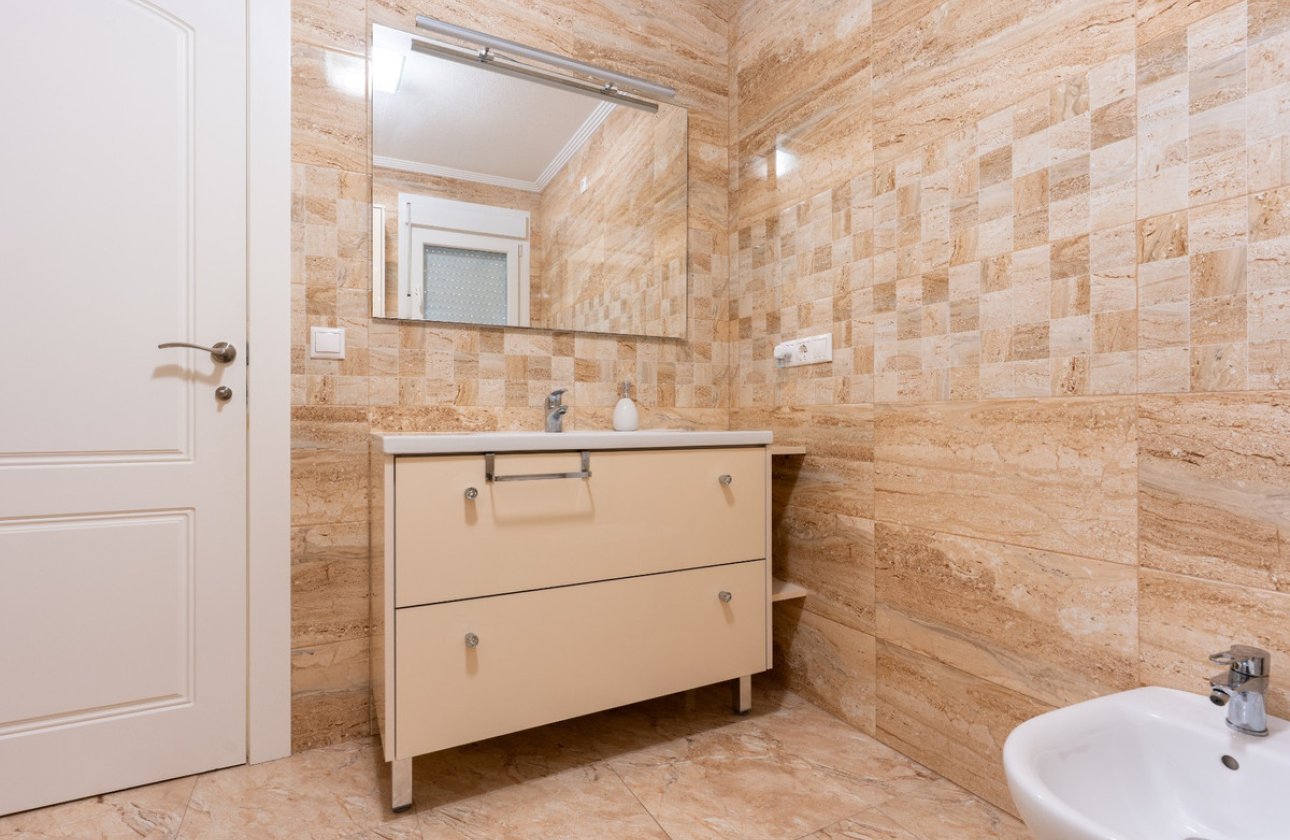 Reventa - Villa -
Orihuela - Los Balcones