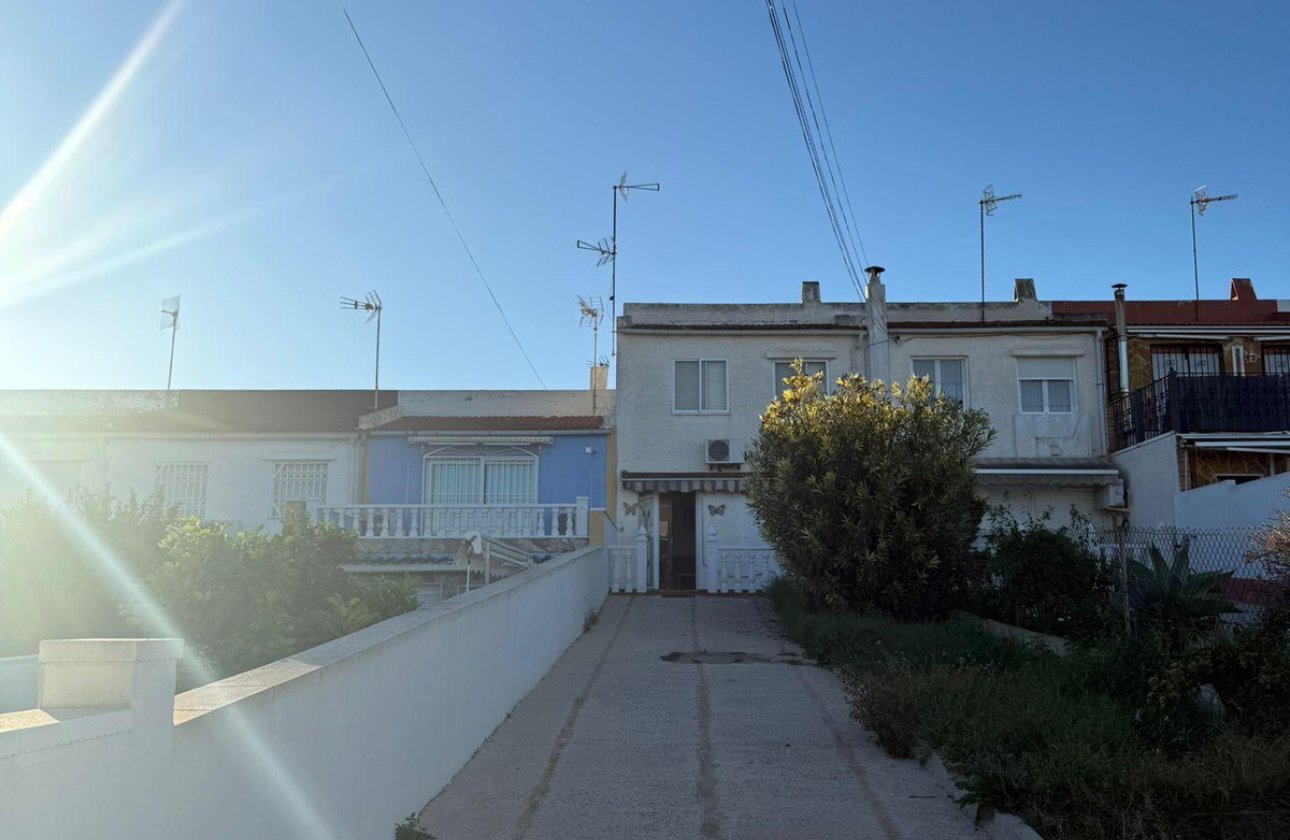 Reventa - Villa -
Orihuela - Los Balcones