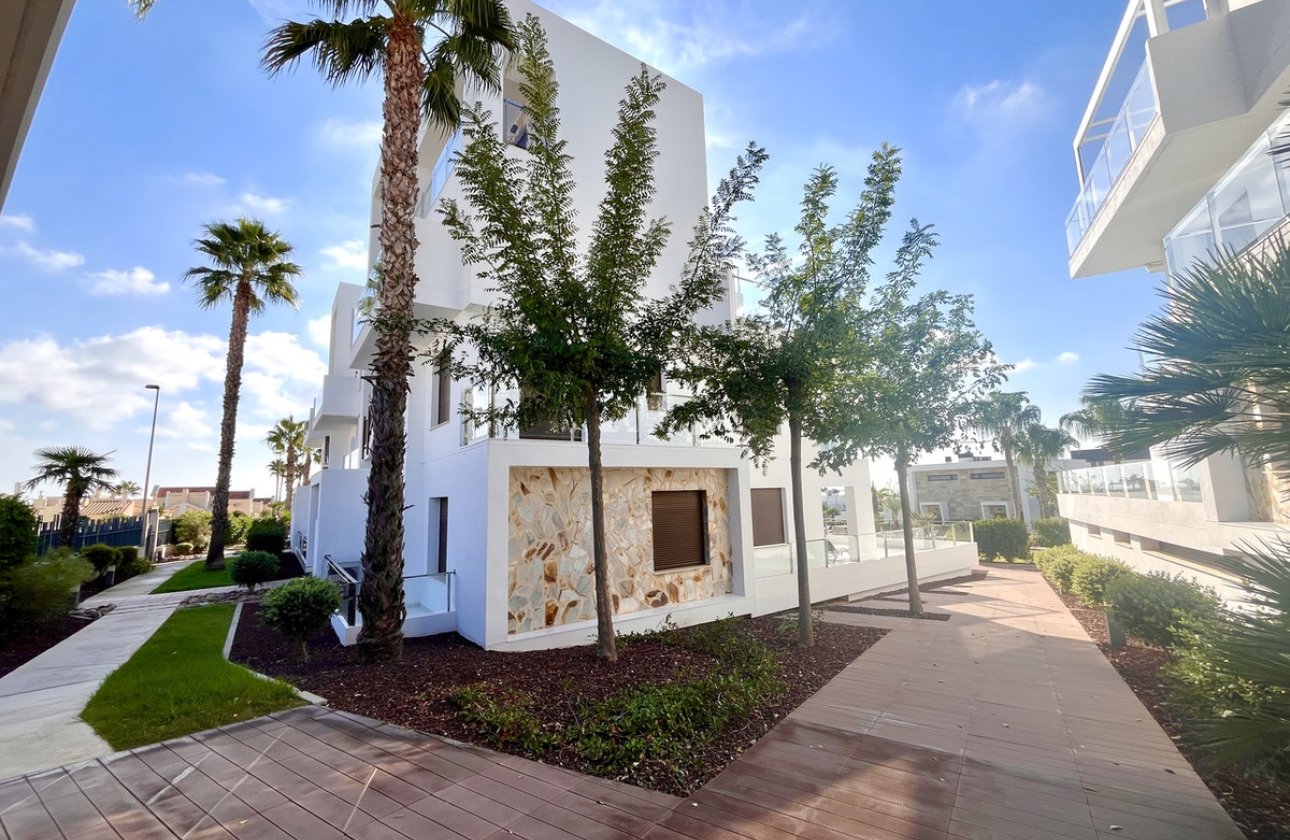 Reventa - Villa -
Orihuela - Los Dolses