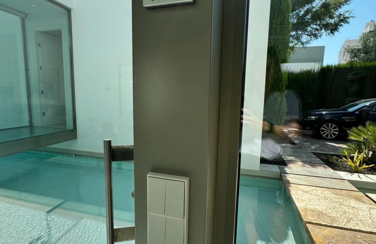 Reventa - Villa -
Orihuela - Orihuela Centro