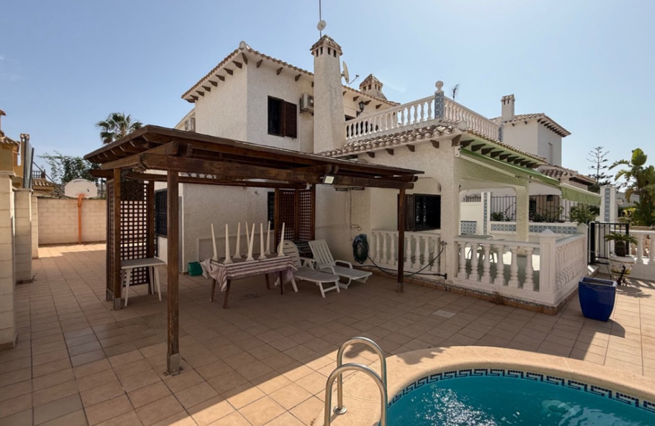 Reventa - Villa -
Orihuela - Orihuela Centro