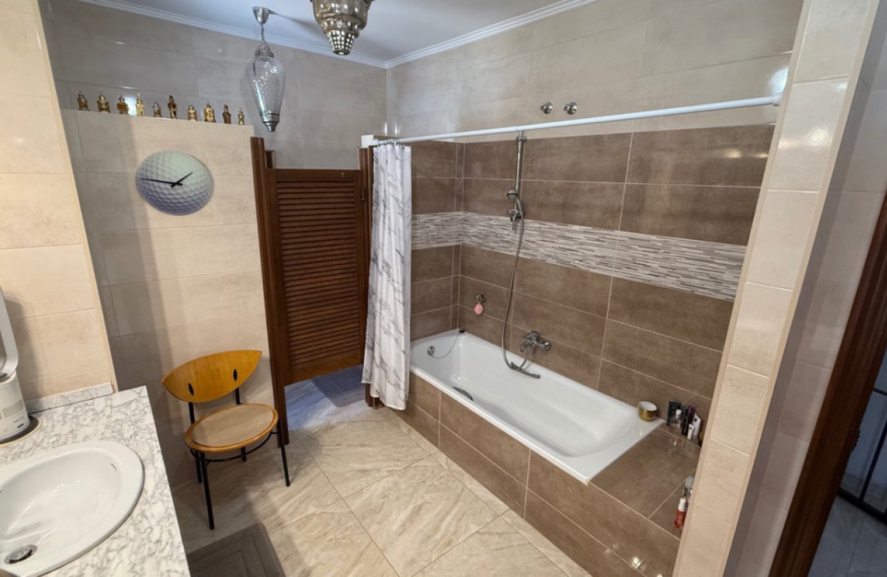 Reventa - Villa -
Orihuela - Orihuela Centro