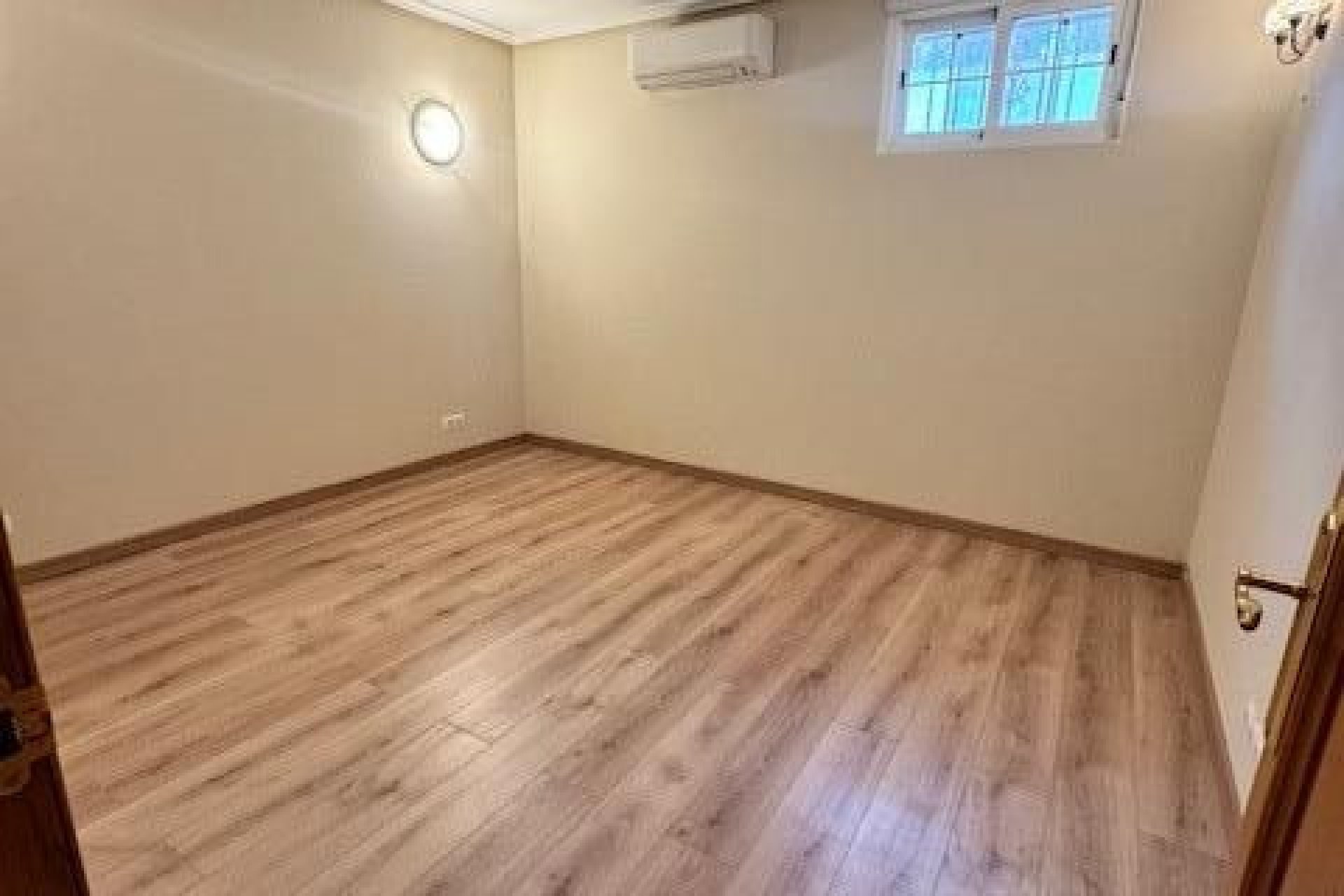 Reventa - Villa -
Orihuela - Orihuela Costa