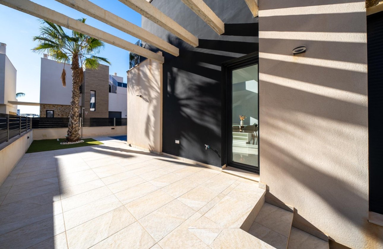 Reventa - Villa -
Orihuela - Orihuela Costa