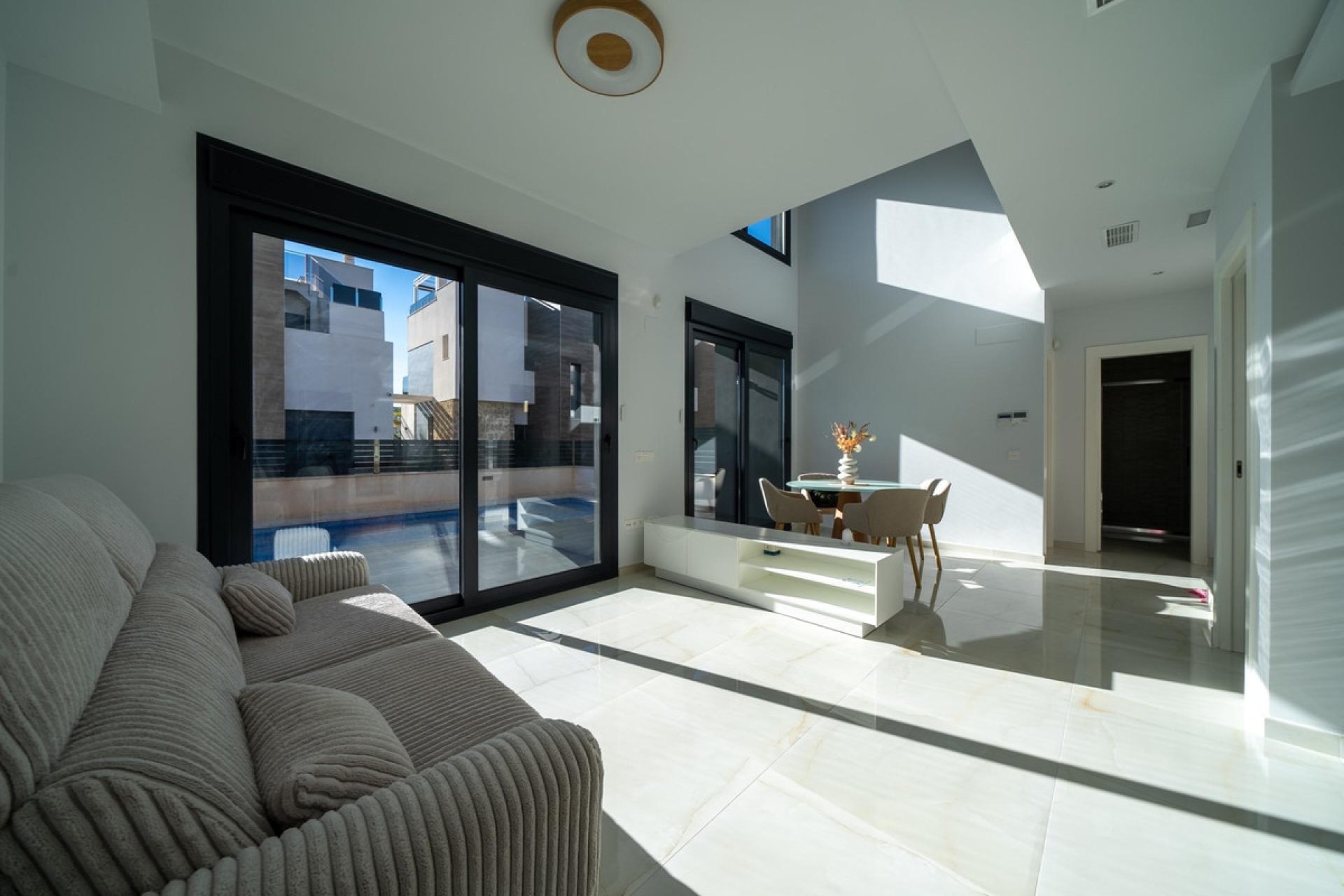 Reventa - Villa -
Orihuela - Orihuela Costa