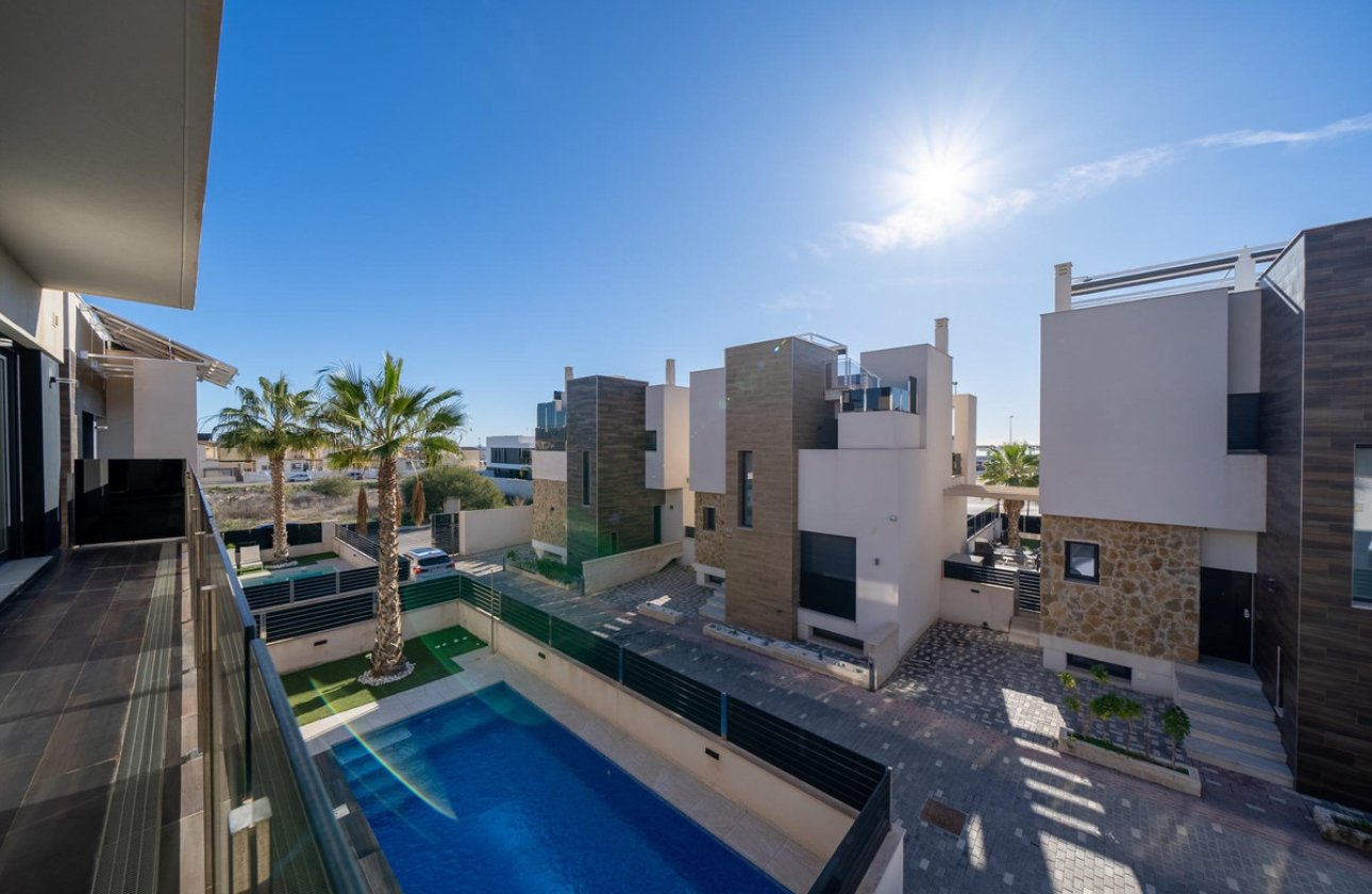 Reventa - Villa -
Orihuela - Orihuela Costa