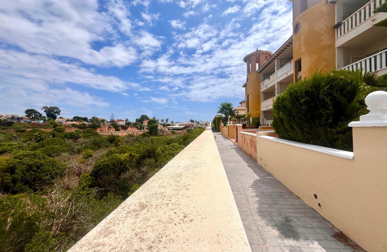 Reventa - Villa -
Orihuela - Orihuela Costa