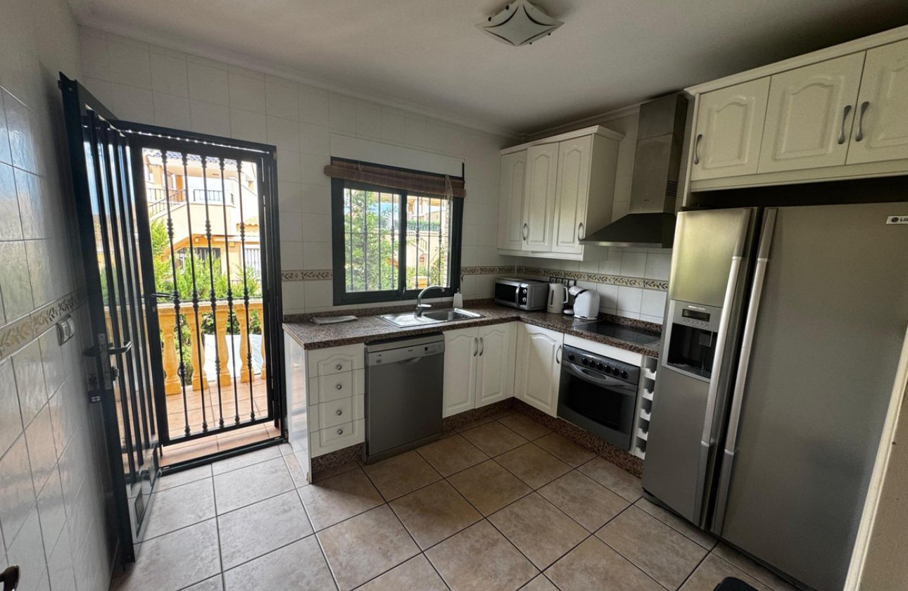 Reventa - Villa -
Orihuela - Orihuela Costa