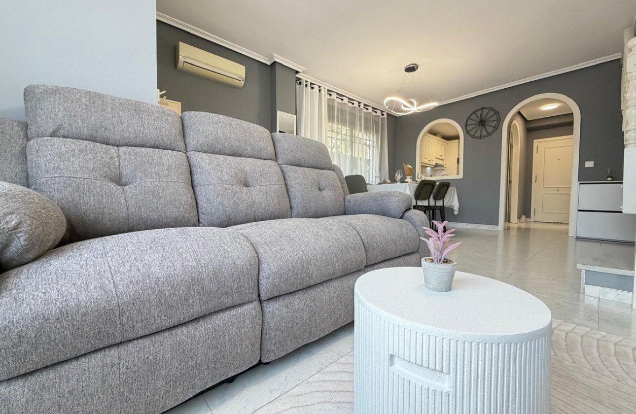 Reventa - Villa -
Orihuela - Orihuela Costa