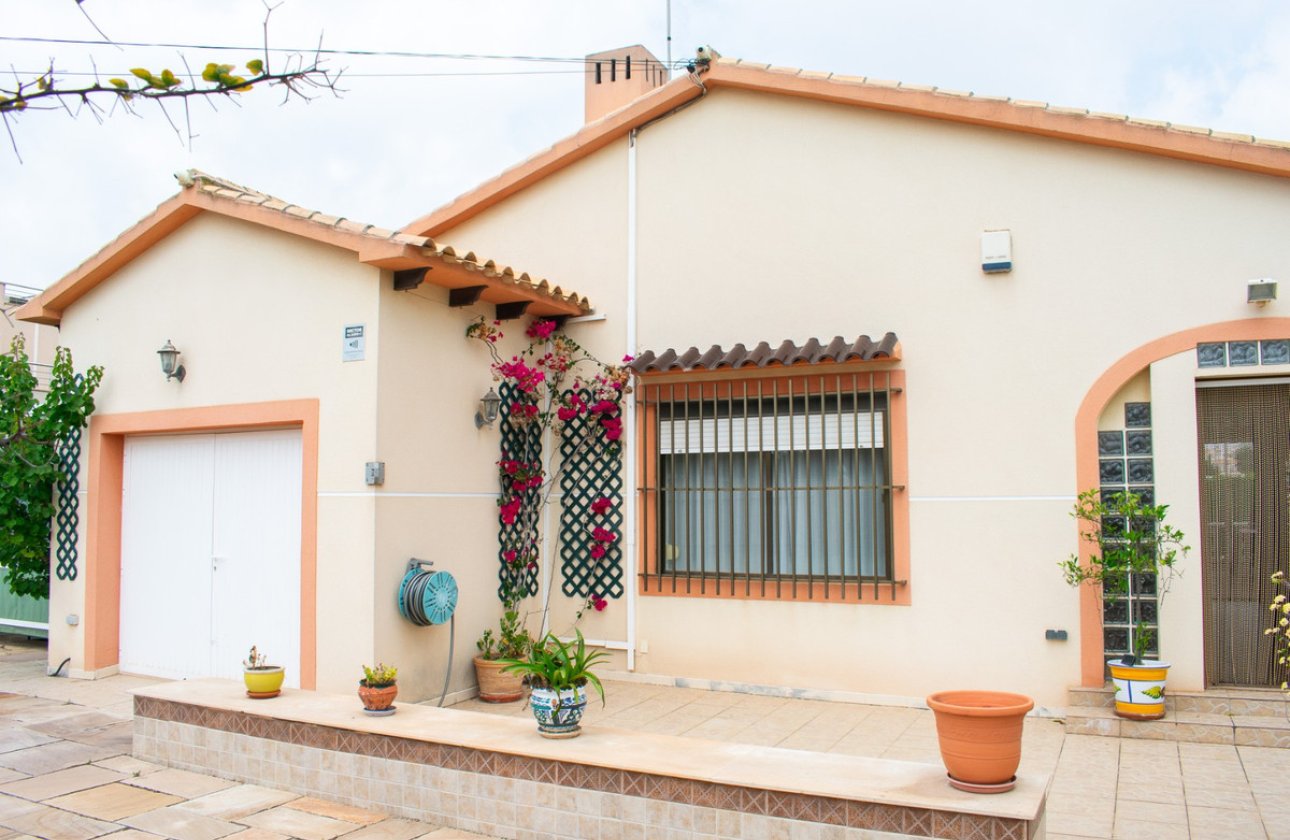 Reventa - Villa -
Orihuela - Orihuela Costa