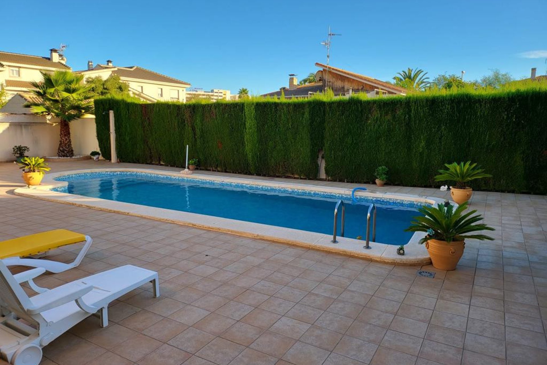 Reventa - Villa -
Orihuela - Playa Flamenca
