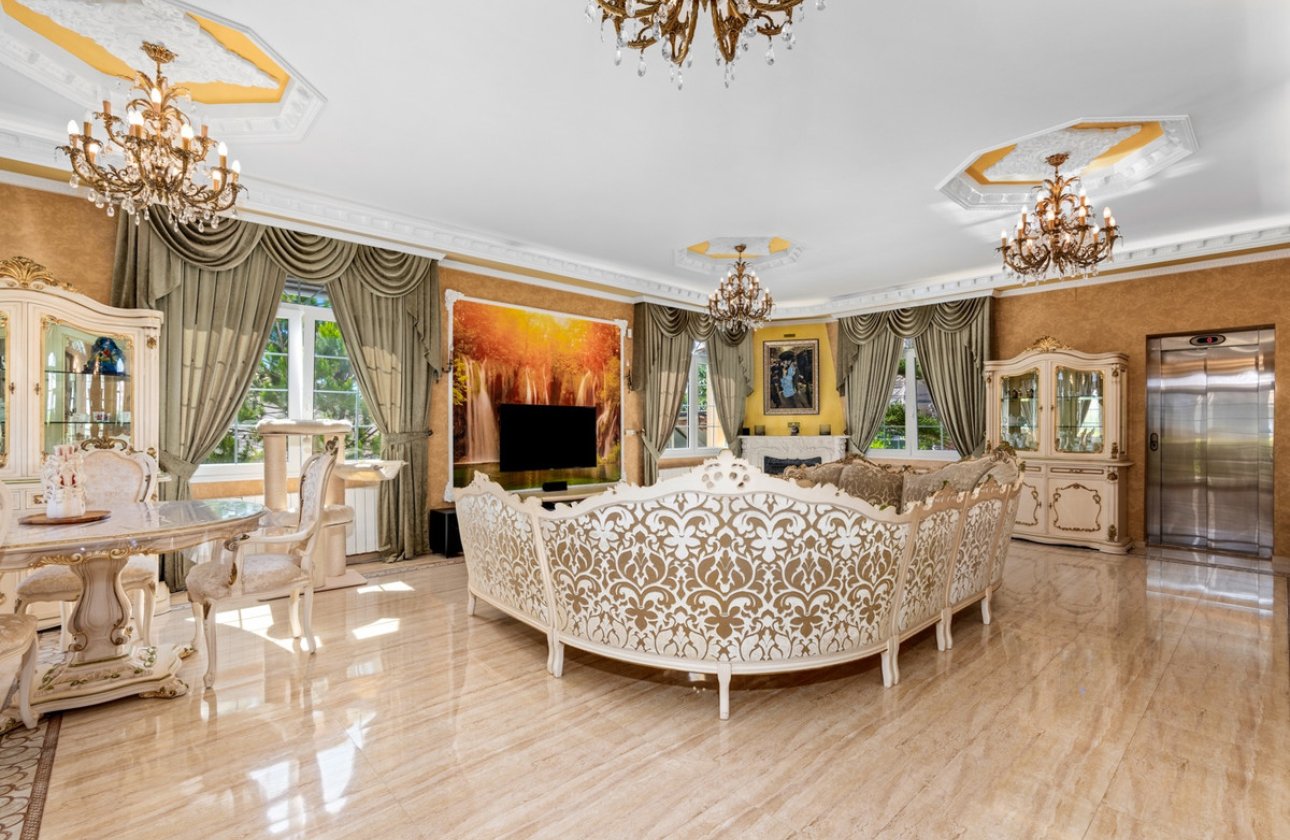 Reventa - Villa -
Orihuela - Playa Flamenca