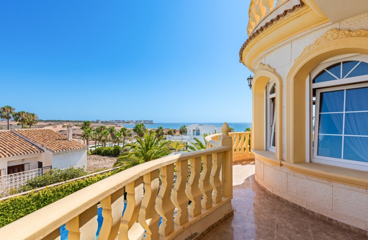 Reventa - Villa -
Orihuela - Playa Flamenca