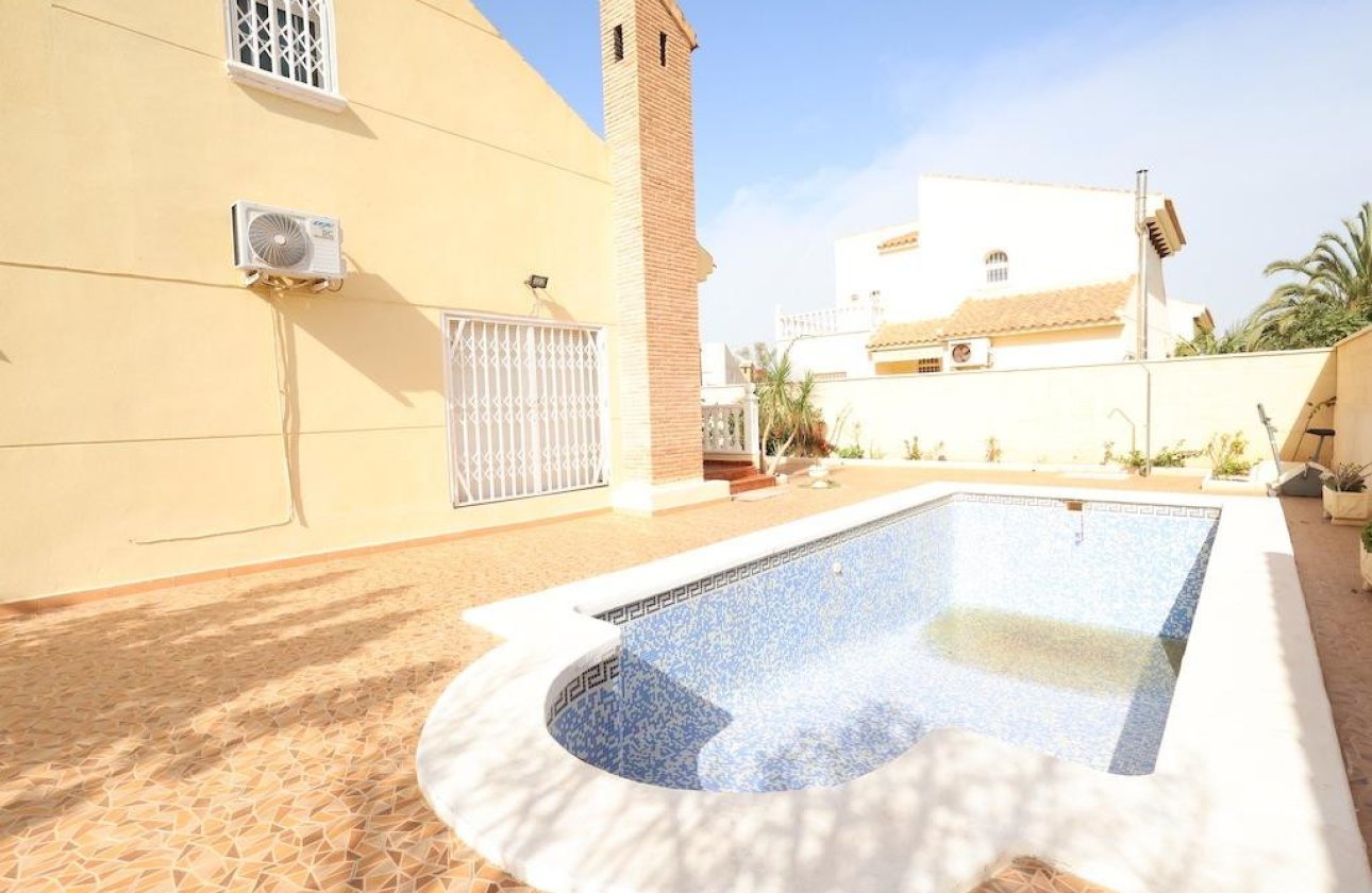 Reventa - Villa -
Orihuela - Playa Flamenca