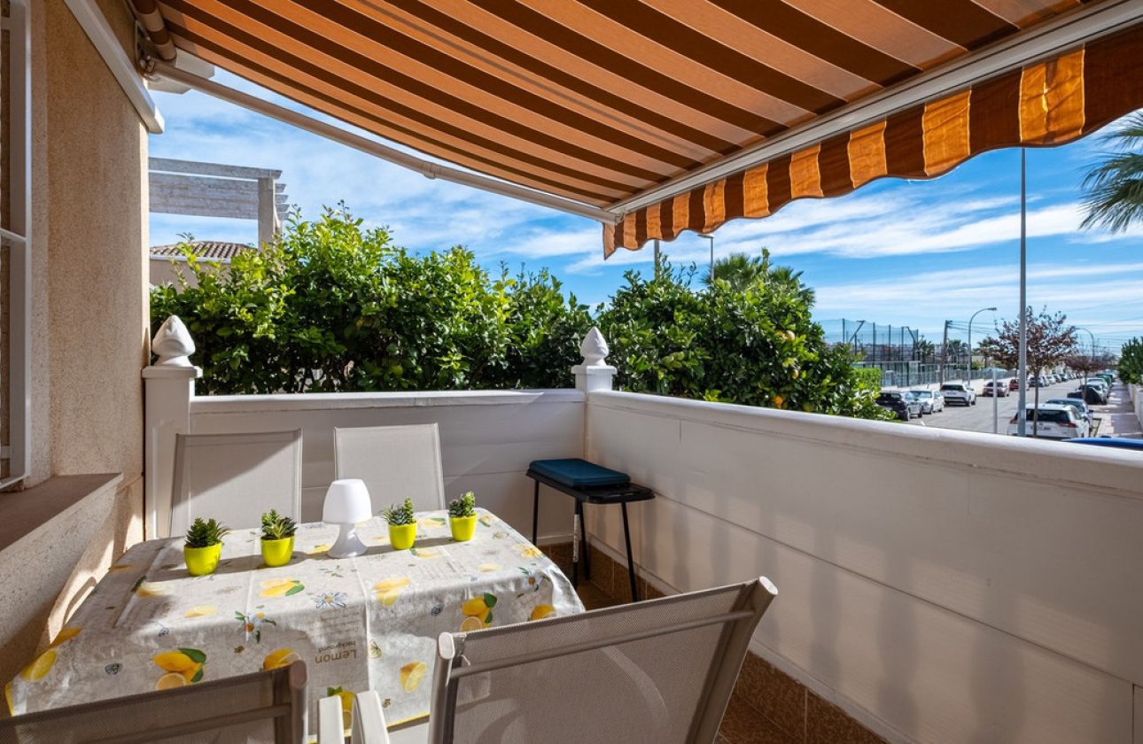 Reventa - Villa -
Orihuela - Playa Flamenca