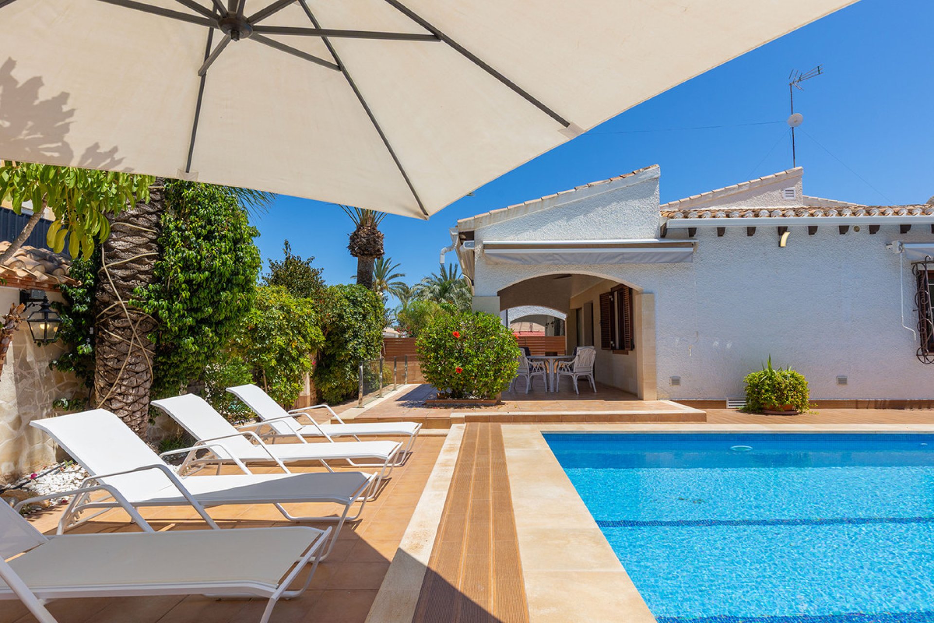 Reventa - Villa -
Orihuela - Punta Prima