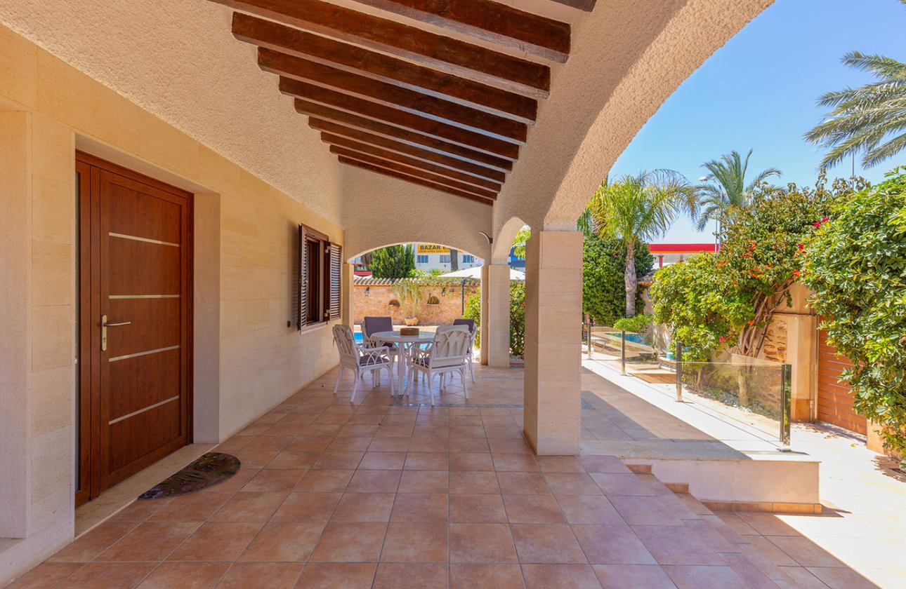 Reventa - Villa -
Orihuela - Punta Prima