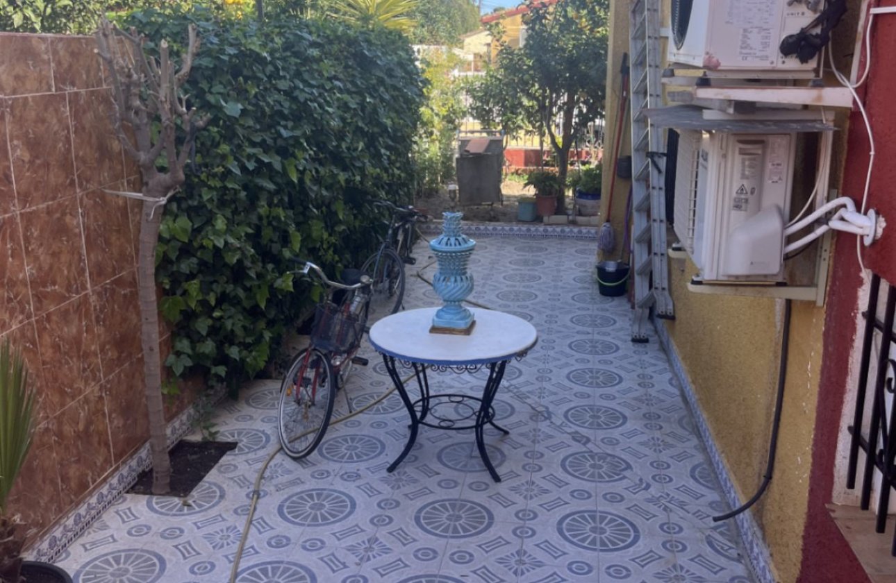 Reventa - Villa -
Orihuela - Punta Prima