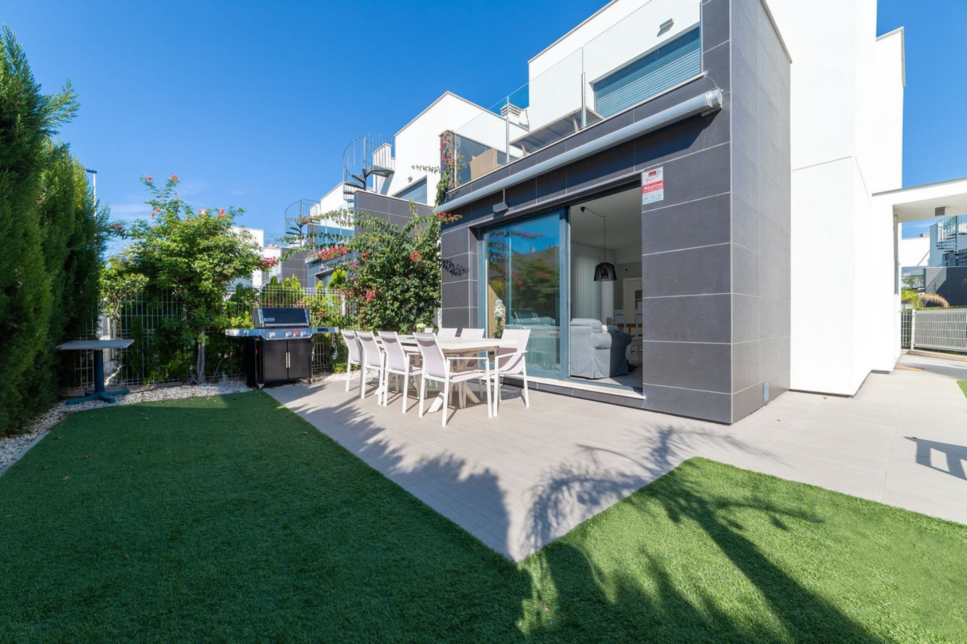 Reventa - Villa -
Orihuela - Punta Prima