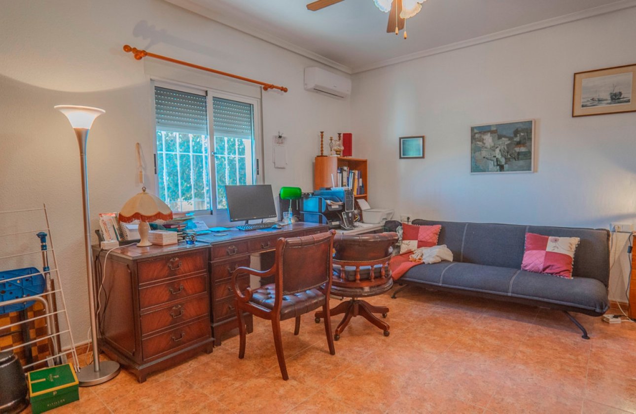 Reventa - Villa -
Orihuela - San Bartolomé