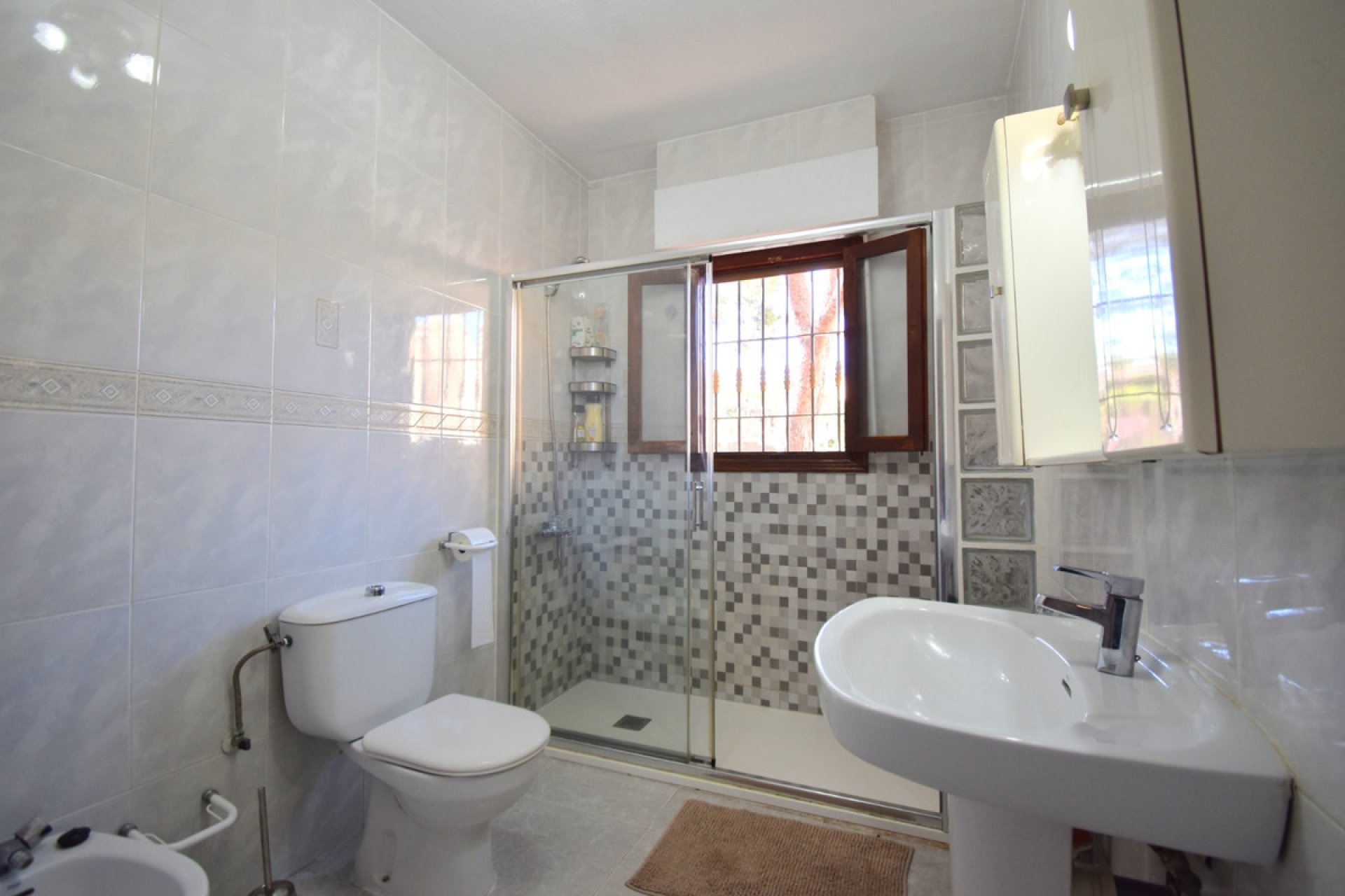 Reventa - Villa -
Orihuela - Villamartin