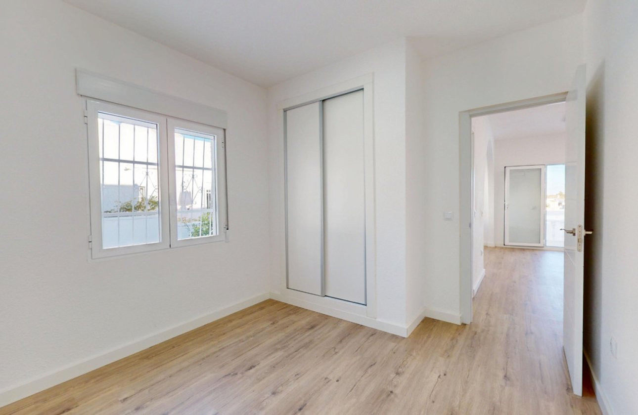 Reventa - Villa -
Orihuela - Villamartin