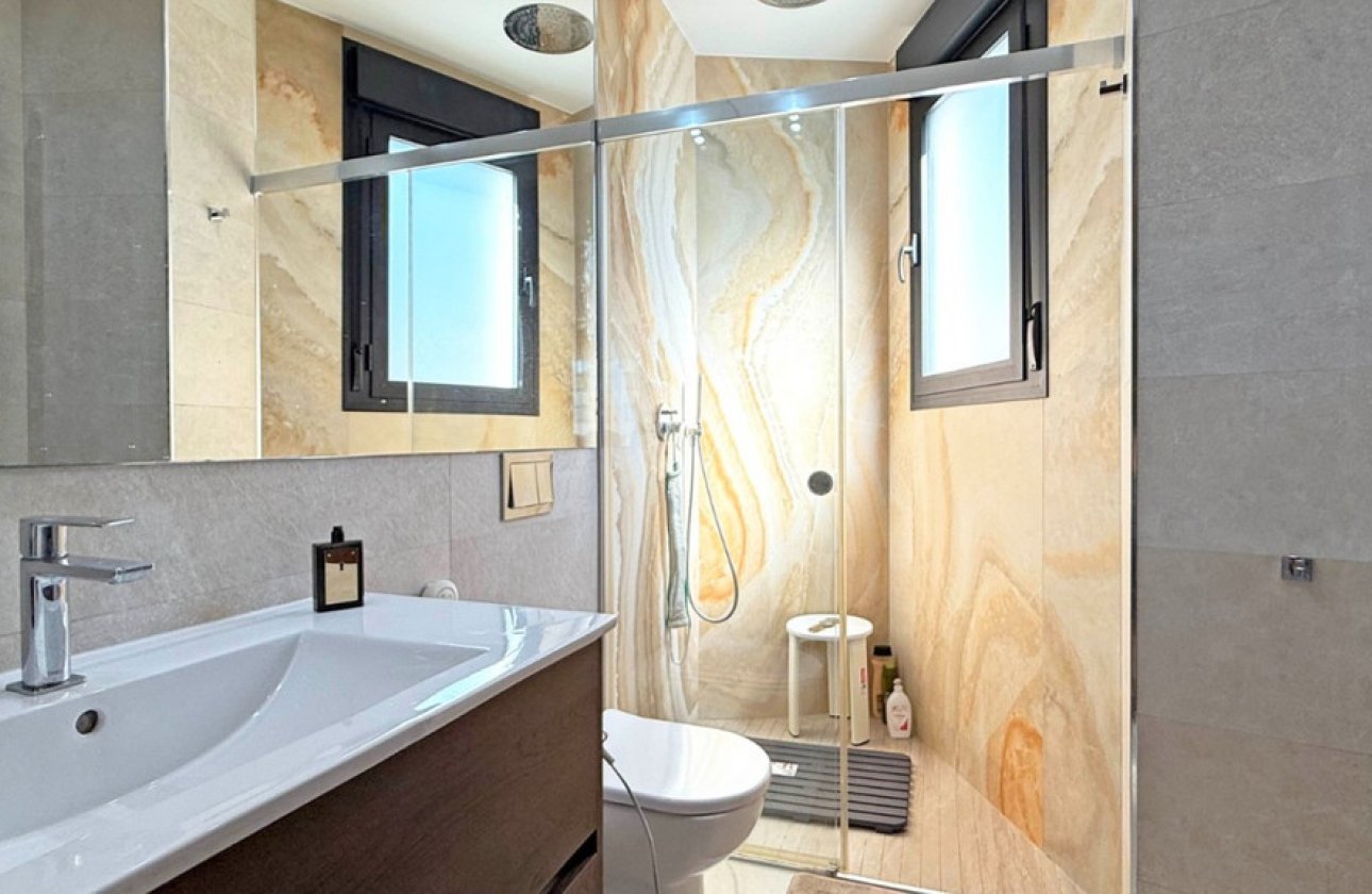 Reventa - Villa -
Orihuela - Villamartin