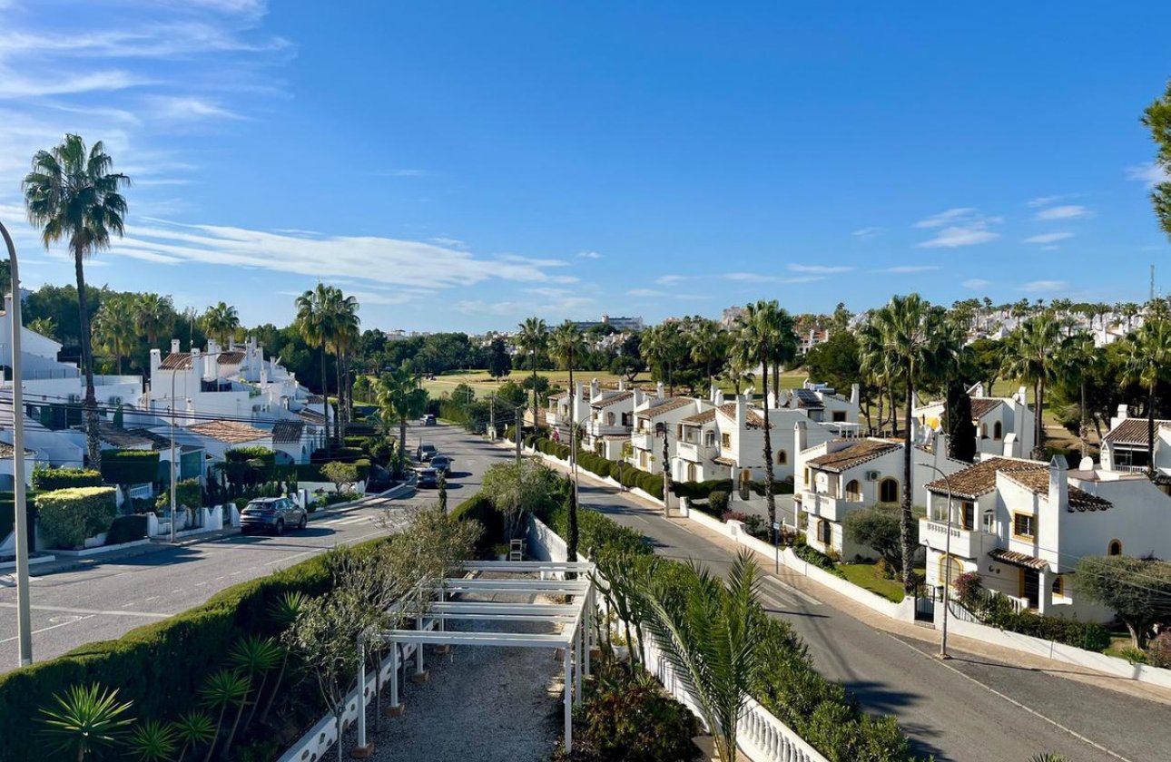 Reventa - Villa -
Orihuela - Villamartin