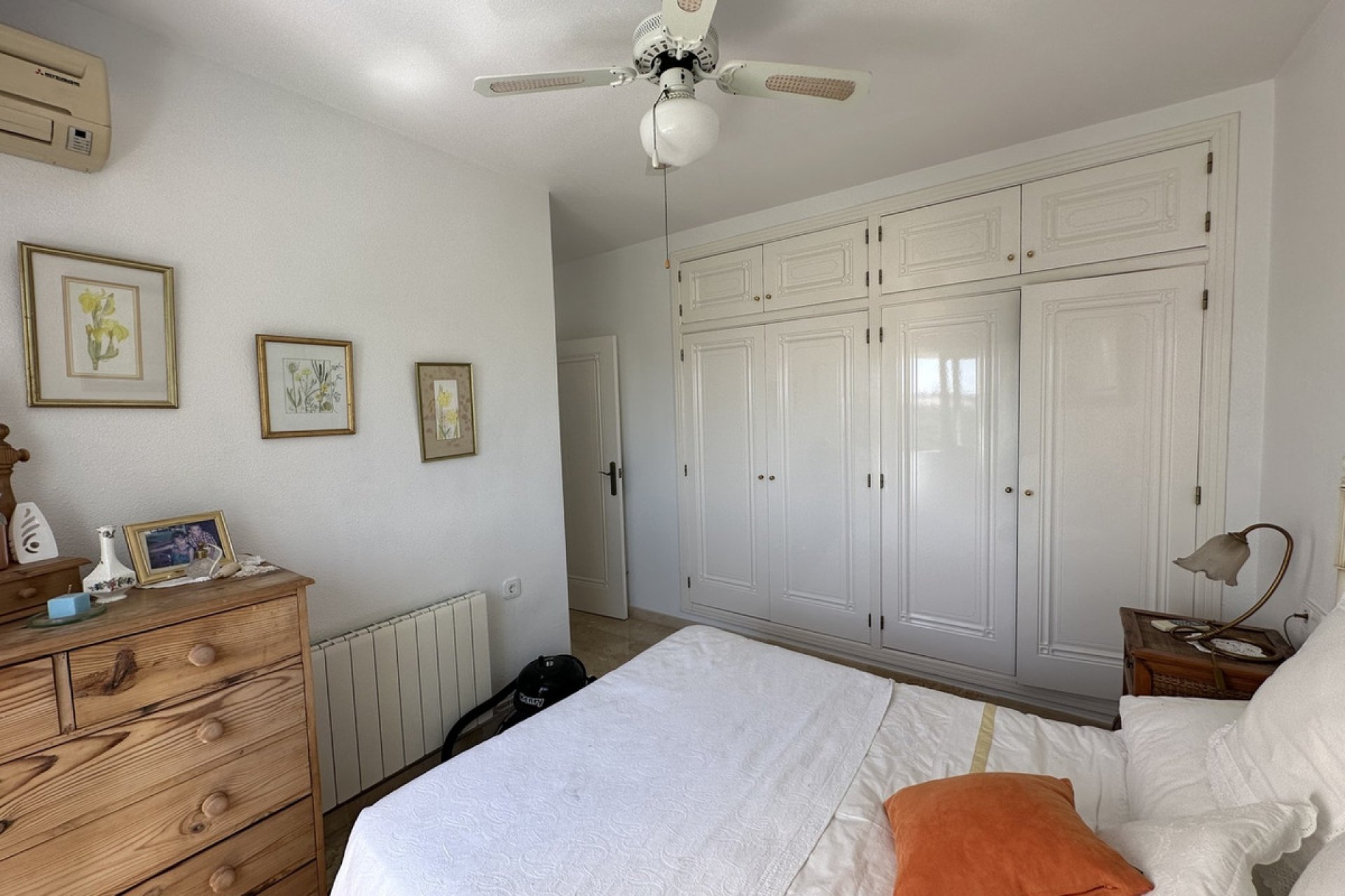 Reventa - Villa -
Orihuela - Villamartin